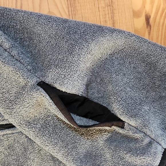 Children's Place fleece jacket - Picture 4 of 9